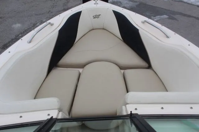 Slide: The Image of Nautique Super Air Nautique 210 2001 - 8