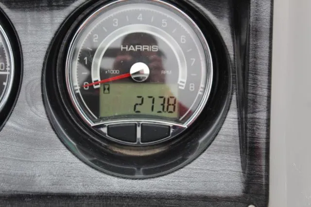 Slide: The Image of Harris Cruiser 230 CW 2023 - 19