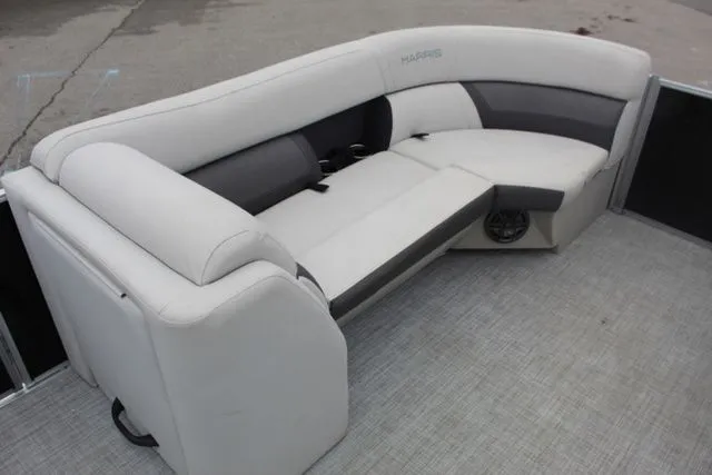 Slide: The Image of Harris Cruiser 230 CW 2023 - 9