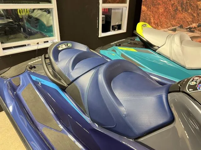 Slide: The Image of Sea-Doo GTX 170 iBR and iDF 2026 - 14