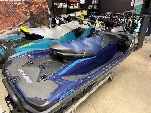 Slide: The Image of Sea-Doo GTX 170 iBR and iDF 2026 - 5