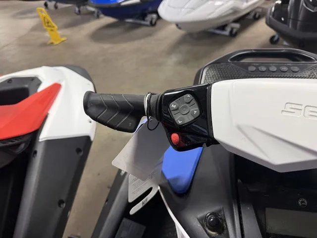 Slide: The Image of Sea-Doo Spark for 3 2026 - 10