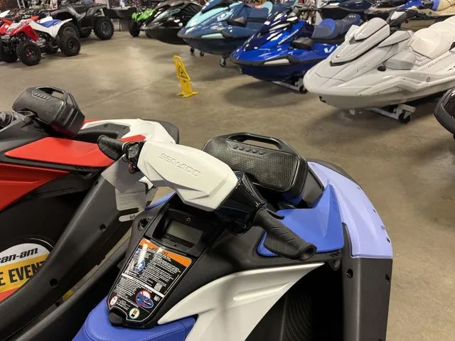 Slide: The Image of Sea-Doo Spark for 3 2026 - 8