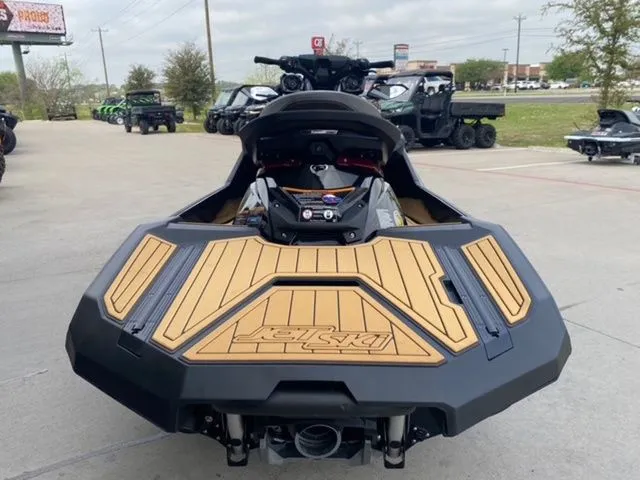 Slide: The Image of Kawasaki Jet Ski Ultra 310 2026 - 6