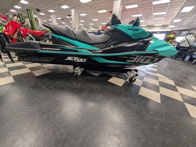 The Image of Kawasaki Jet Ski® Ultra® 310 LX-S 2026 - undefined