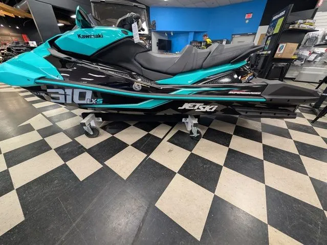 Slide: The Image of Kawasaki Jet Ski® Ultra® 310 LX-S 2026 - 5