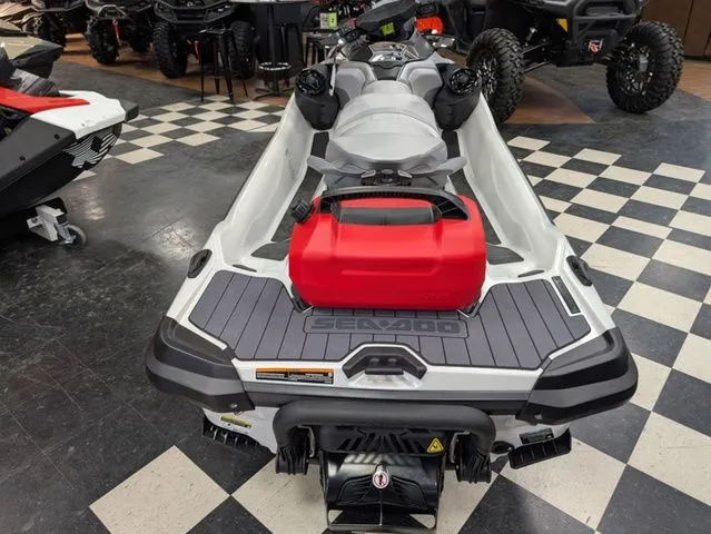 Slide: The Image of Sea-Doo GTX Limited 325 2026 - 7