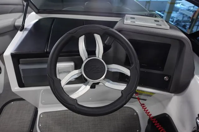 Slide: The Image of Manitou LX 23 SRW Single Engine 2023 - 8