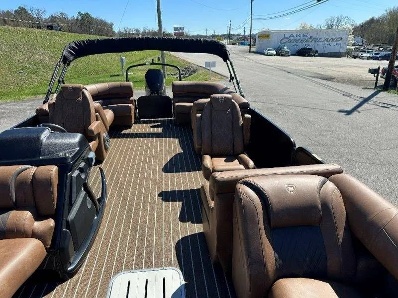 Slide: The Image of Premier 270 Intrigue RF-CL 2026 - 101