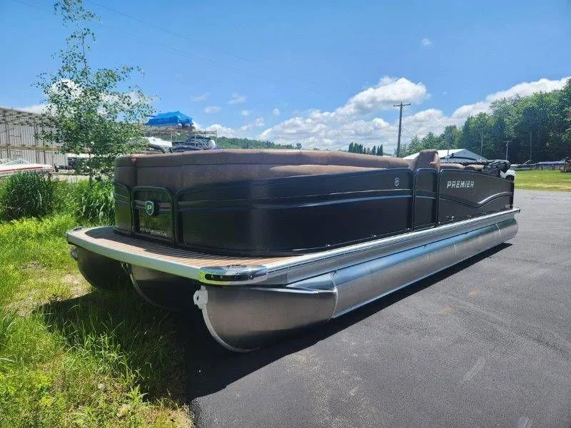 Slide: The Image of Premier 270 Intrigue RF-CL 2026 - 119