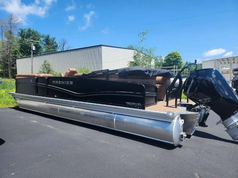 Slide: The Image of Premier 270 Intrigue RF-CL 2026 - 120