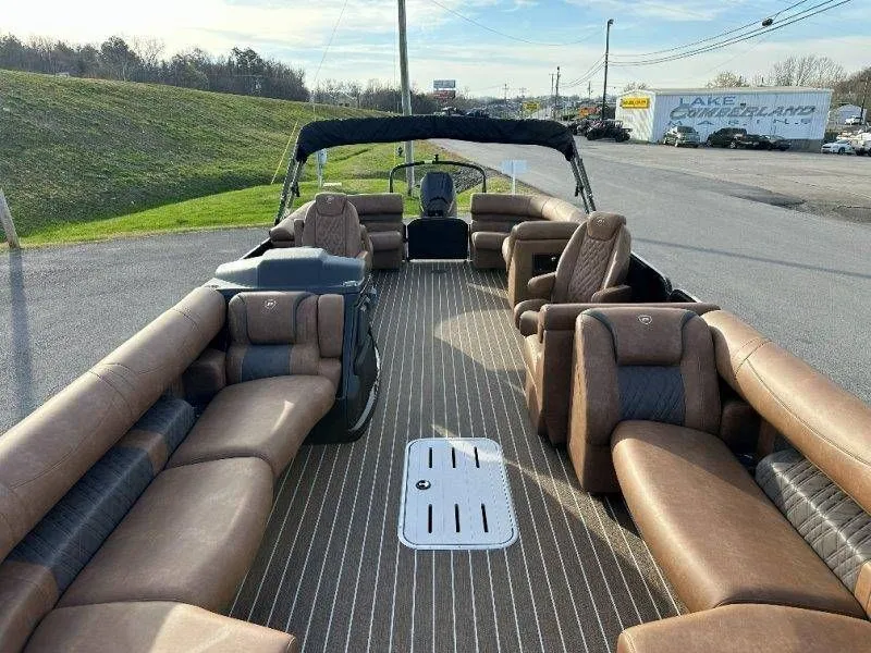 Slide: The Image of Premier 270 Intrigue RF-CL 2026 - 47