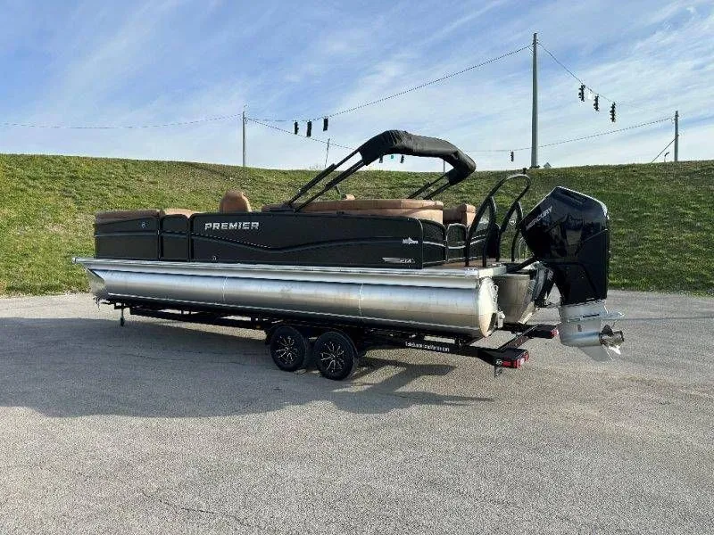 Slide: The Image of Premier 270 Intrigue RF-CL 2026 - 64