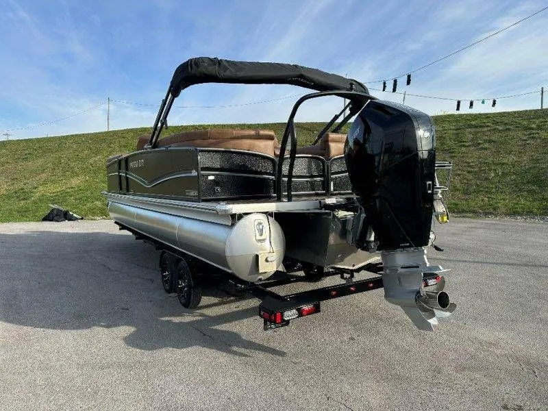 Slide: The Image of Premier 270 Intrigue RF-CL 2026 - 71