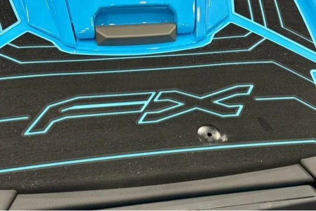 Slide: The Image of Yamaha FX SVHO W/AUDIO-BLACK/CYA 2025 - 3