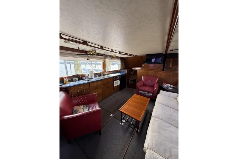 Slide: The Image of Tiffany 46 Salon and Galley - 13