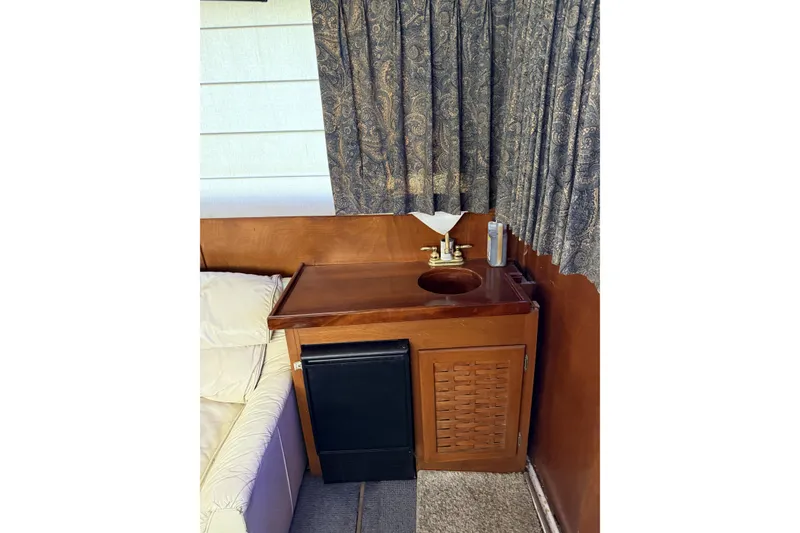 Slide: The Image of Tiffany 46 Wet Bar - 15