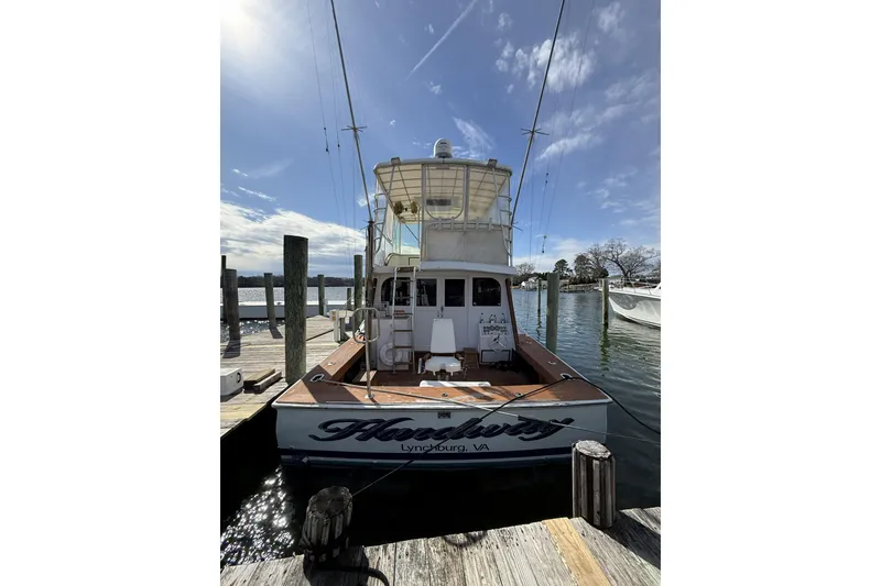 Slide: The Image of Tiffany 46 Aft - 4