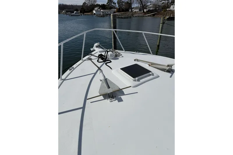 Slide: The Image of Tiffany 46 Bow - 6