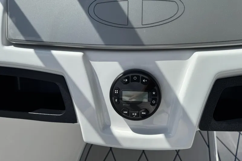 Slide: The Image of Control panel of 2024 Tahoe 185 S boat with modern audio system. - 39