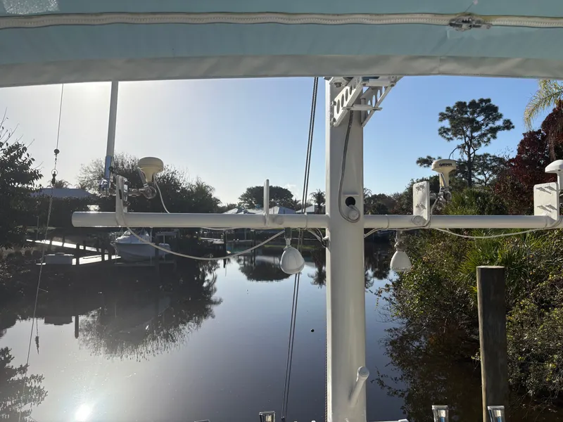 Slide: The Image of Wilbur 38 Flybridge 1983 - 4