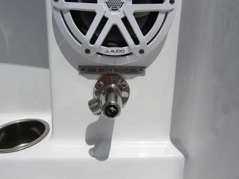 Slide: The Image of Raw water washdown and JL Audio speaker on 2024 Wellcraft 243 Fisherman boat. - 36