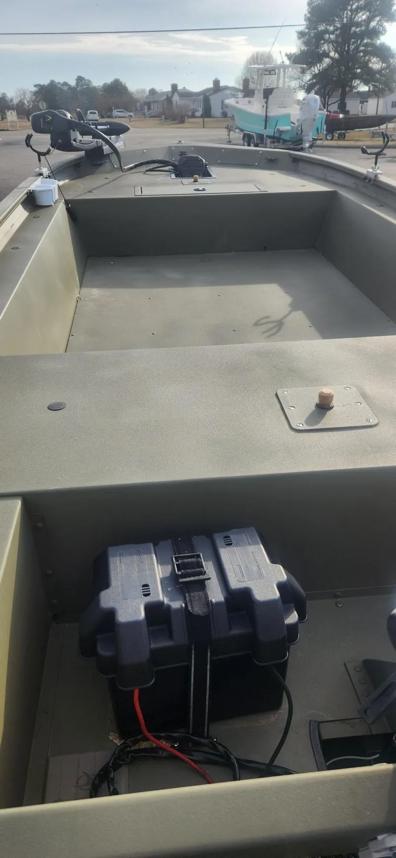 Slide: The Image of Interior view of 2024 Tracker 1754 GRIZZLY boat. - 2