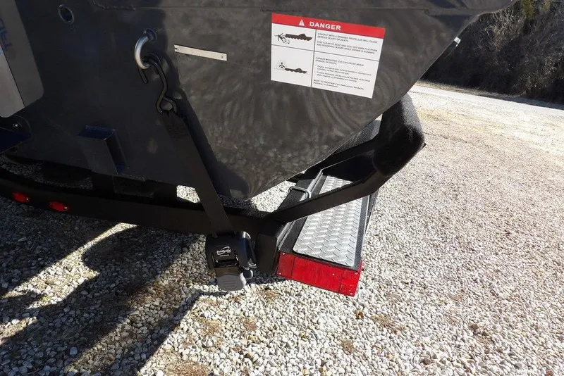 Slide: The Image of 2026 Crestliner XFC 189 boat trailer hitch with safety warning label. - 41