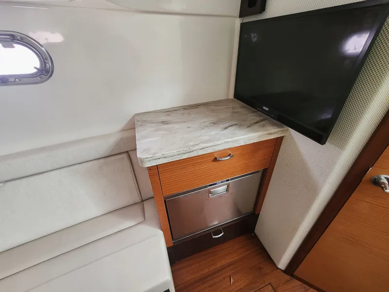 Slide: The Image of 2017 PURSUIT 408 S - Image 23 - 23