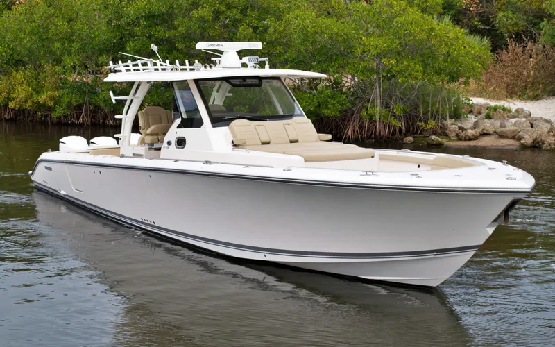 Slide: The Image of 2017 PURSUIT 408 S - Image 5 - 5