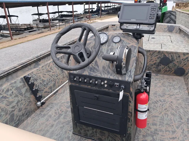 Slide: The Image of Triton 1862 CC 2018 - 3