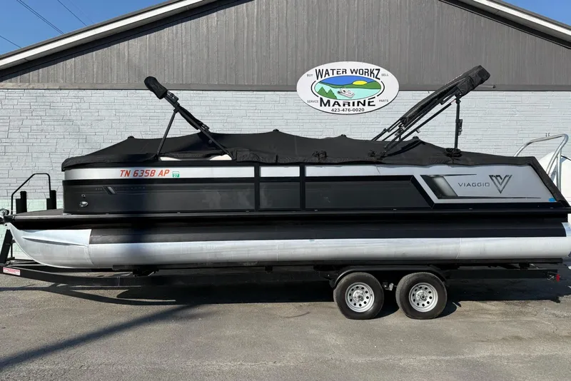 The Image of 2022 Viaggio Diamante S 26 pontoon boat on trailer at Water Workz Marine. - 0