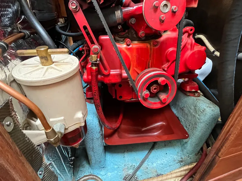 Slide: The Image of Engine compartment of a 1988 Sabre 34 MK II with red engine. - 34