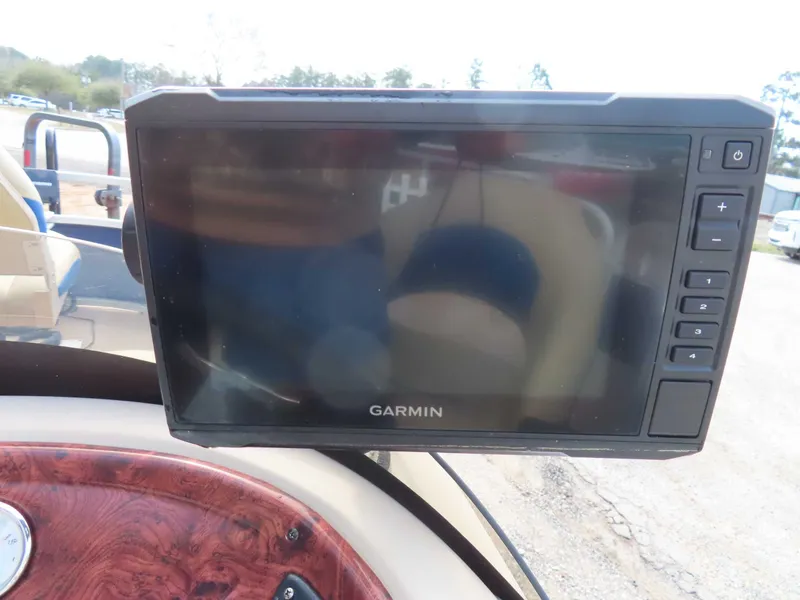 Slide: The Image of Sun Tracker Fishin Barge 20 2013 - 27