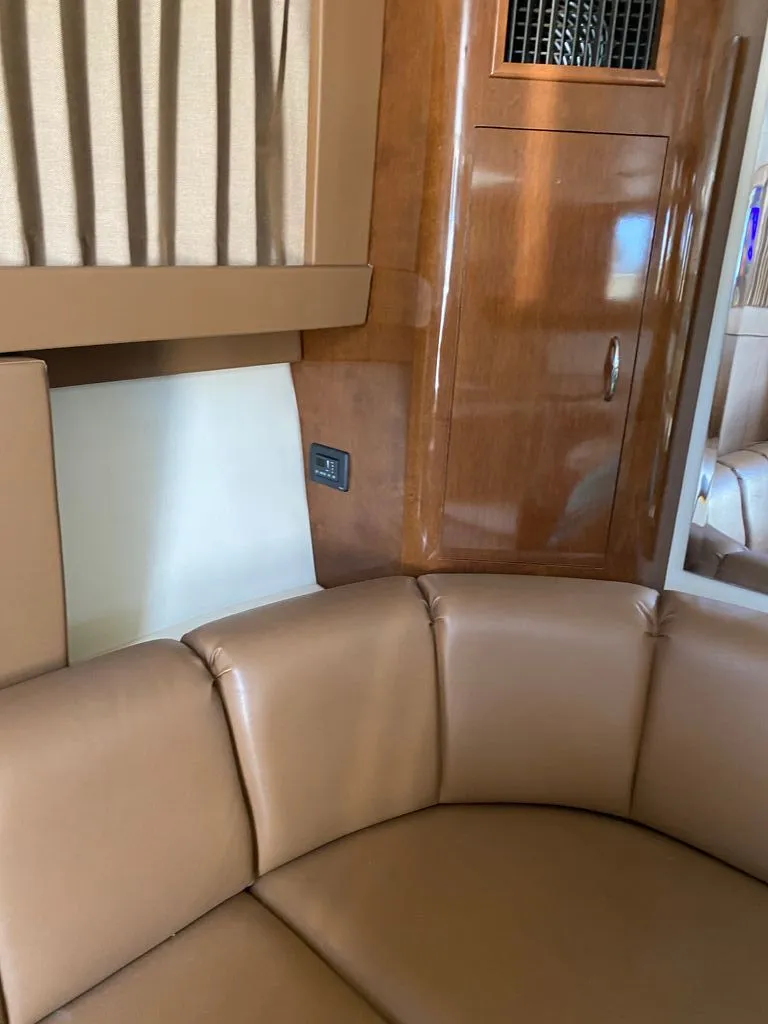 Slide: The Image of Carver Yachts 36 Mariner 2007 - 14