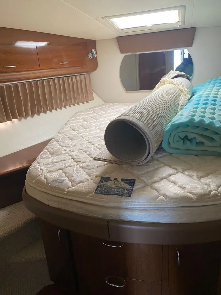 Slide: The Image of Carver Yachts 36 Mariner 2007 - 16