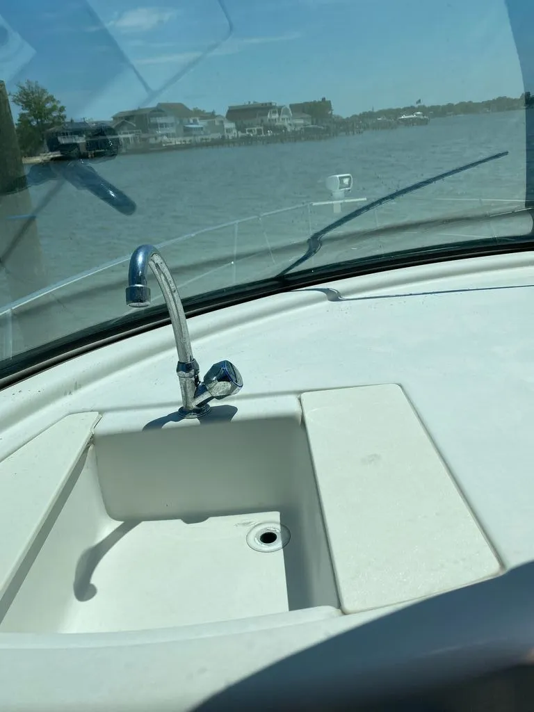 Slide: The Image of Carver Yachts 36 Mariner 2007 - 7