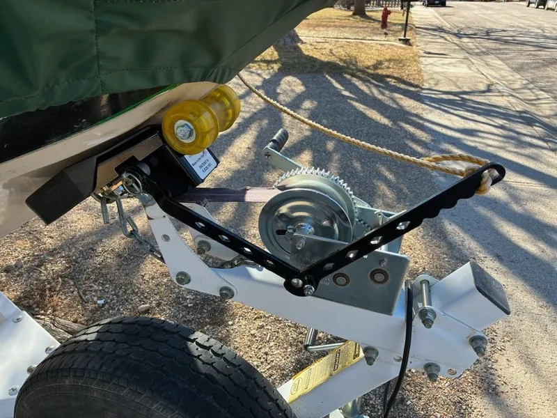 Slide: The Image of Crestliner 1850 1998 - 5