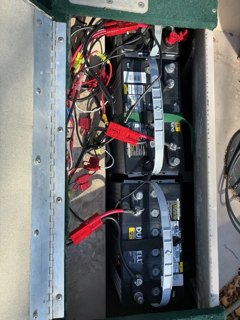 Slide: The Image of Crestliner 1850 1998 - 6