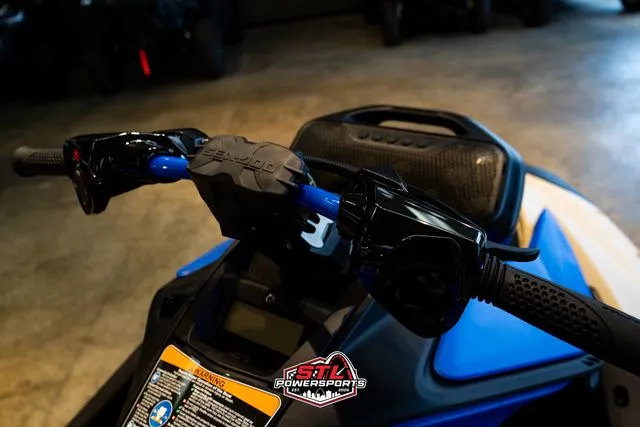 Slide: The Image of Sea-Doo PWC SPARK TRIXX 90 AUD GN 3UP IBR 25 2025 - 14