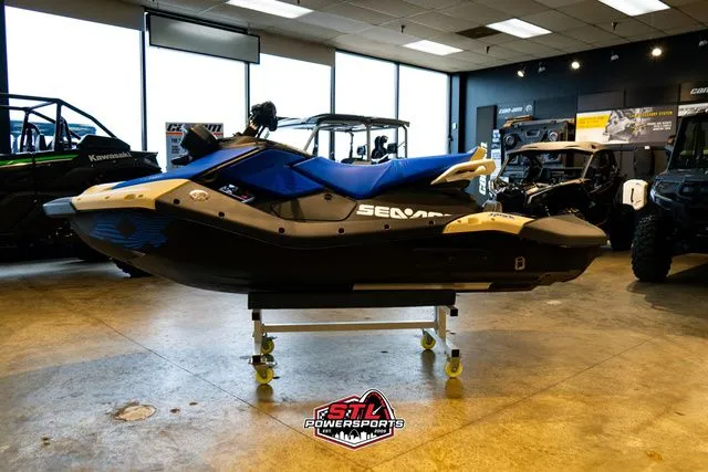 Slide: The Image of Sea-Doo PWC SPARK TRIXX 90 AUD GN 3UP IBR 25 2025 - 4