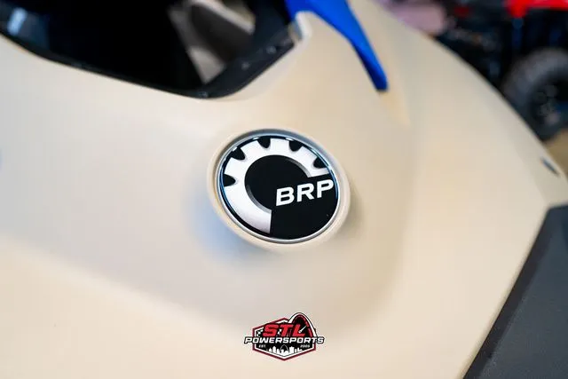 Slide: The Image of Sea-Doo PWC SPARK TRIXX 90 AUD GN 3UP IBR 25 2025 - 8