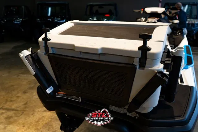 Slide: The Image of Sea-Doo FishPro Sport 170 2024 - 7