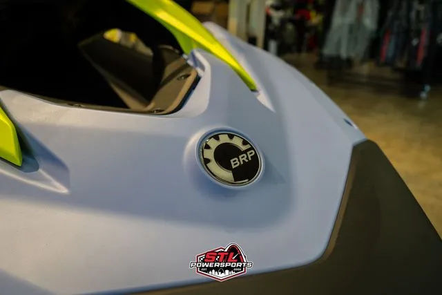 Slide: The Image of Sea-Doo Spark Trixx 2024 - 3