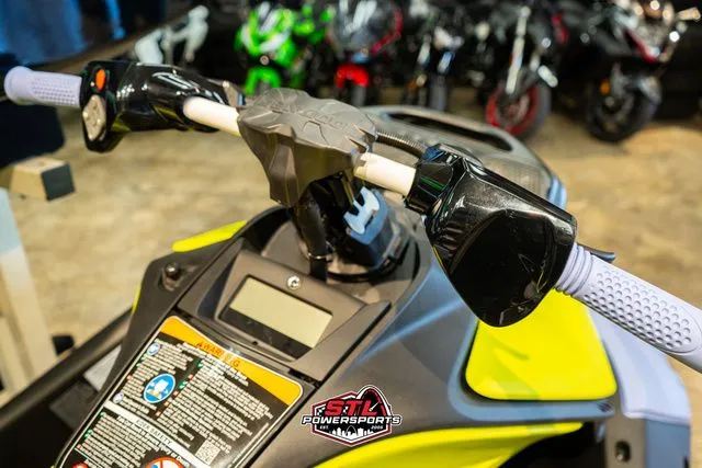 Slide: The Image of Sea-Doo Spark Trixx 2024 - 7