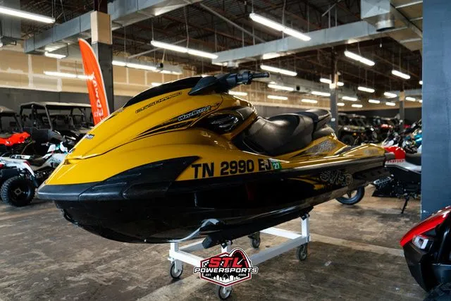 Slide: The Image of Yamaha FZS 2014 - 3