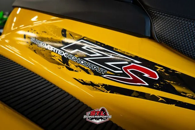 Slide: The Image of Yamaha FZS 2014 - 7