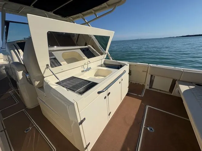 Slide: The Image of 2015 Chris-craft Catalina - Image 20 - 20