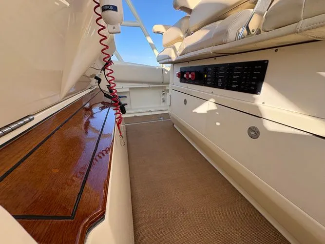 Slide: The Image of 2015 Chris-craft Catalina - Image 29 - 29