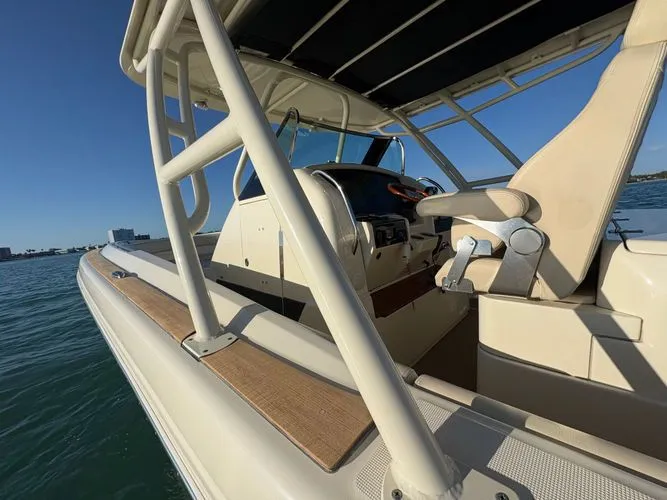 Slide: The Image of 2015 Chris-craft Catalina - Image 33 - 33